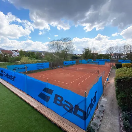 Schiefe Haus St Peter *