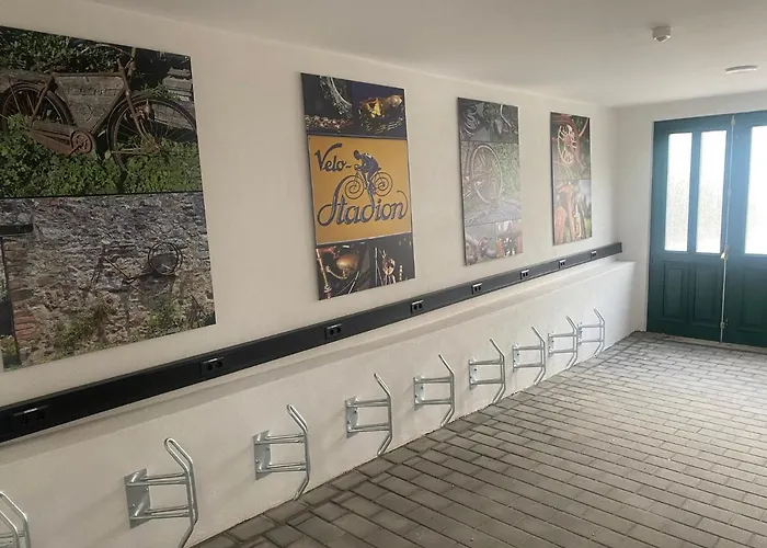 Schiefe Haus St Peter